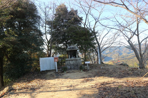 久々の里山歩き!_e0272335_1918185.jpg