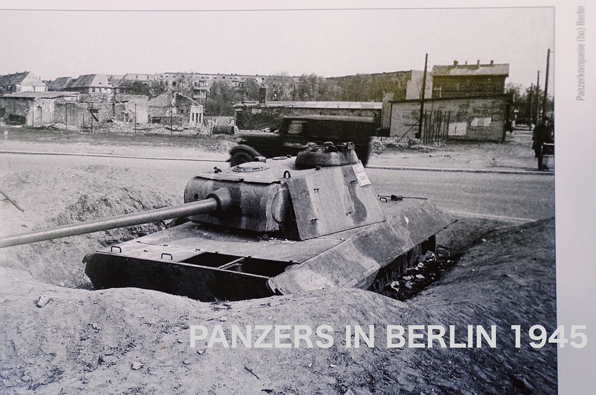 その他 STURMTIGER & PANZERS IN BERLIN 1945 PANZERS IN BERLIN 1945 : ミカンセーキ