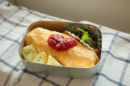 登園しぶりの、ふふ4歳のお弁当 _c0327192_11181275.jpg