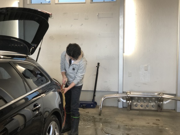 12月13日(金)本店ブログ♪ アルファード 240G ありますよー ランクル LX570 エスカレードなら♡_b0127002_18414656.jpg