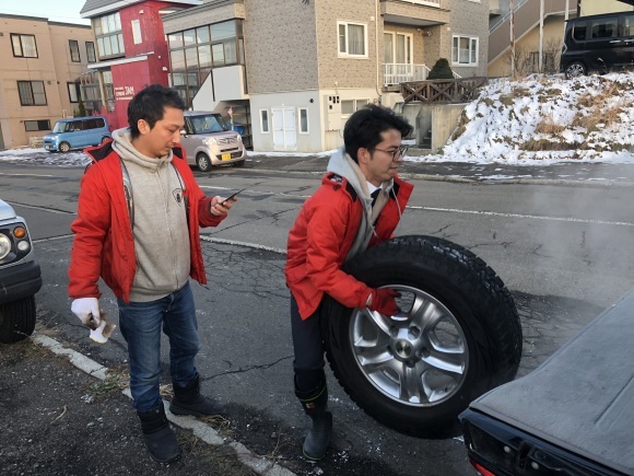 12月13日(金)本店ブログ♪ アルファード 240G ありますよー ランクル LX570 エスカレードなら♡_b0127002_18434566.jpg