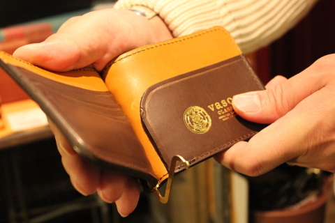 「VASCO」 使えるマネークリップ \"LEATHER VOYAGE MONEY CLIP\" ご紹介_f0191324_07204172.jpg