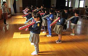 みんなで合奏♪_e0325335_1449559.jpg