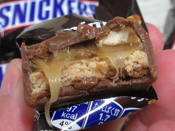 SNICKERS(スニッカーズ)ミニサイズ_c0152767_20582840.jpg