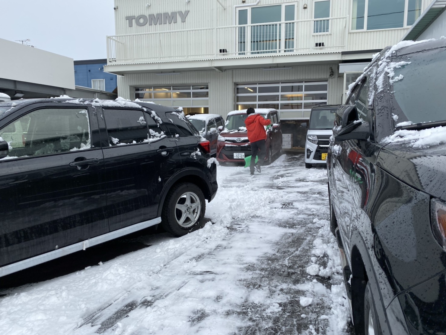 12月14日(土)ランクル100 S様納車🚙✨ ランクル エスカレード ハマー ♡TOMMY♡_b0127002_17492853.jpg