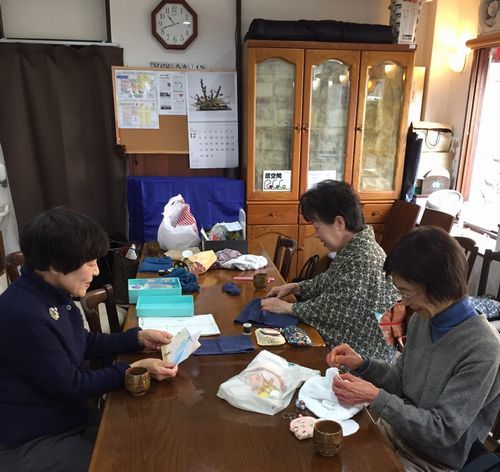 今年最後の「がん患者さんのためのタオル帽子づくり」★_f0223914_14392168.jpg