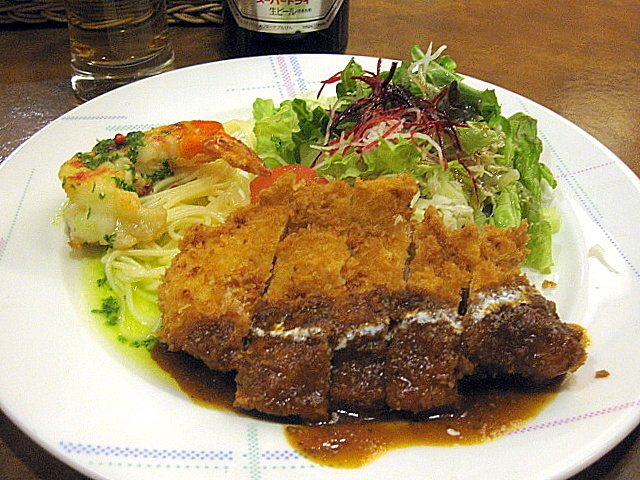 洋食 瑠美 のパーフェクトなランチ 阪神御影駅 ジミヘンのおいしいもの探し 洋食 瑠美 のパーフェクトなランチ 阪神御影駅 ジミヘンのおいしいもの探し