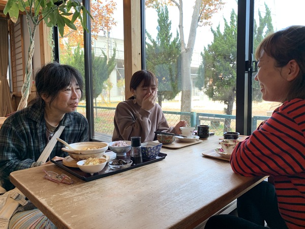 明日のランチは。_d0180229_1755590.jpg