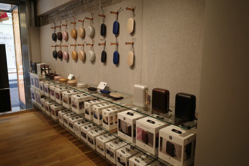 「バング&オルフセン 銀座店」に行き、視聴してきました_e0080345_20571315.jpg