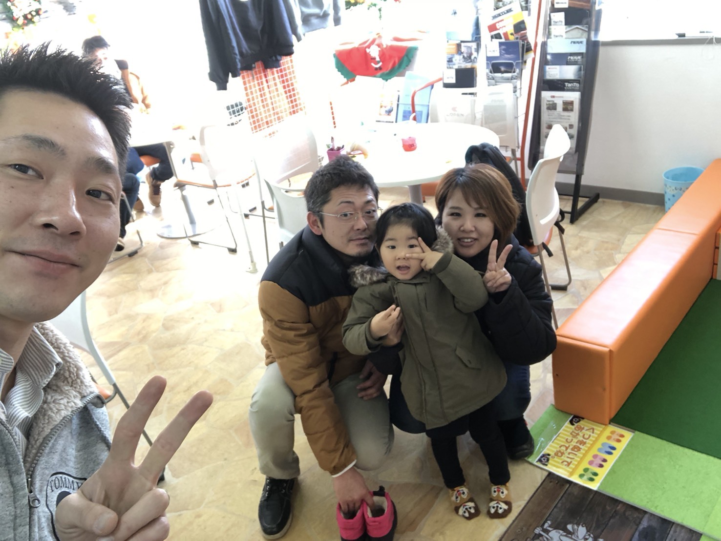 12月15日(日)☆TOMMYアウトレット☆タントM様納車♪フィットHV O様納車♪ムーヴカスタムH様納車♪クラウンS様ご成約♪_b0127002_15091534.jpg