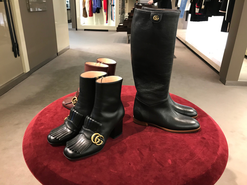 GUCCIのロングブーツ : おしゃれを巡る冒険