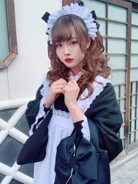 50 メイド服で浅草観光はいかがですか 女子力あげてこー