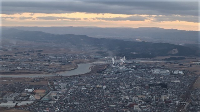 藤田八束の鉄道写真@JR名取駅からの写真を撮りました。冬の寒い中貨物列車は走ります。_d0181492_23111146.jpg
