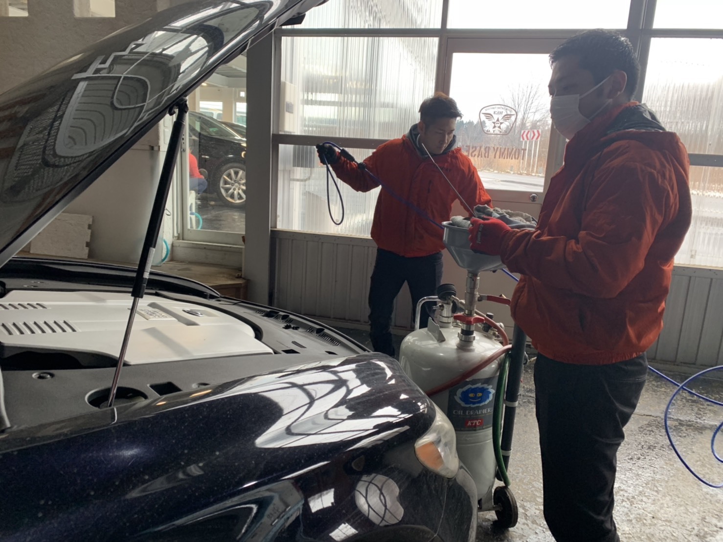 12月17日(火)トミーベースブログ☆レクサス♬LS460🎶LS600🎶フーガ♬スバル☆フォレスター☆レガシィ☆限定車🎶自社ローン♬ローンサポート_b0127002_15071783.jpg