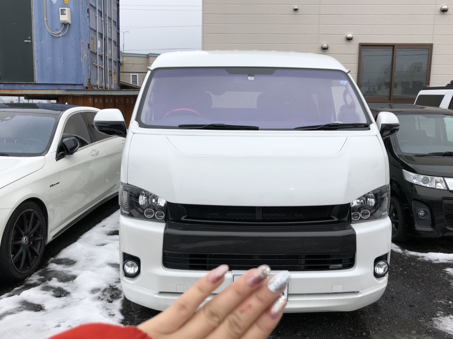12月17日(火)本店ブログ♪ ハイエースバン 5ドアバン3.0DT スーパーGLロング 4WD_b0127002_17544775.jpg