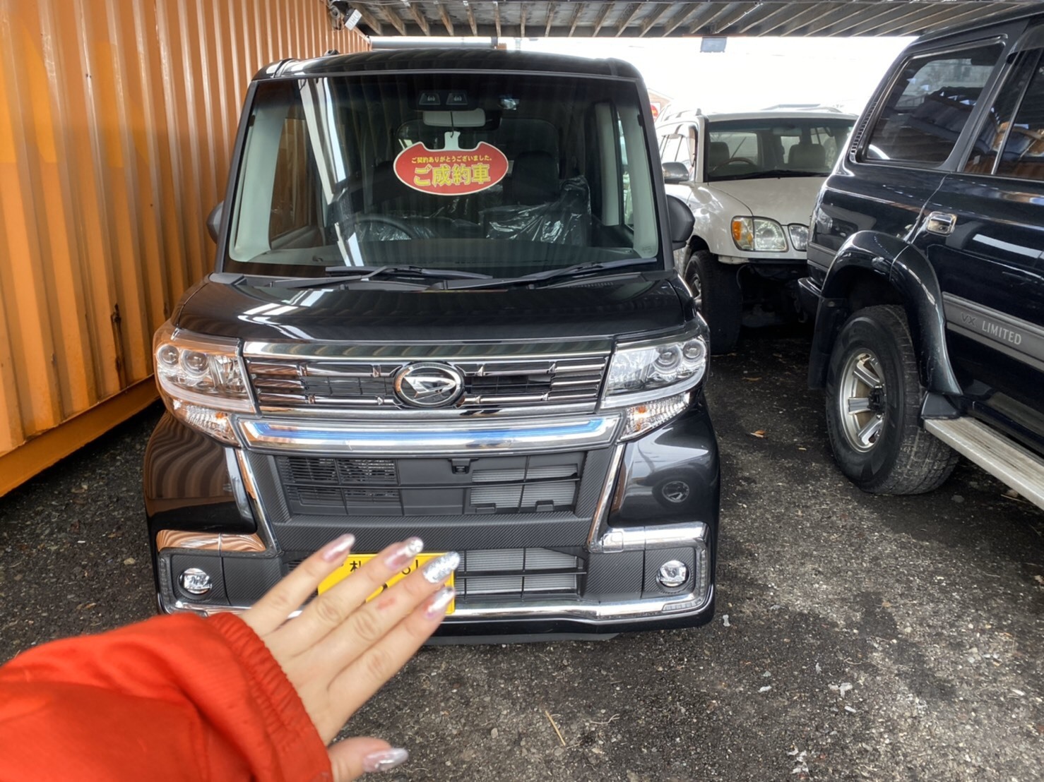 12月17日(火)本店ブログ♪ ハイエースバン 5ドアバン3.0DT スーパーGLロング 4WD_b0127002_17560094.jpg