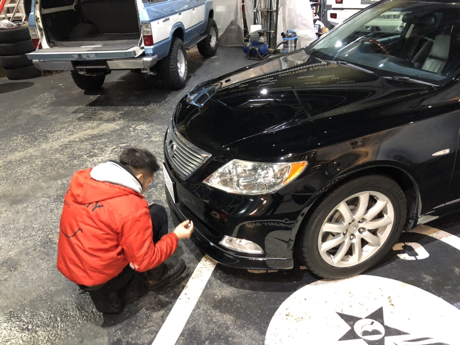 12月17日(火)トミーベースブログ☆レクサス♬LS460🎶LS600🎶フーガ♬スバル☆フォレスター☆レガシィ☆限定車🎶自社ローン♬ローンサポート_b0127002_18470110.jpg