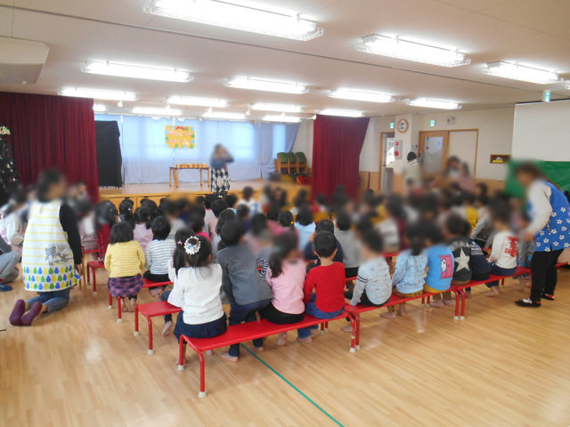 お誕生日会_e0148419_9124465.jpg