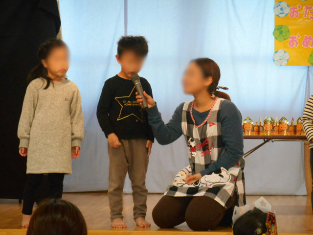 お誕生日会_e0148419_9143077.jpg