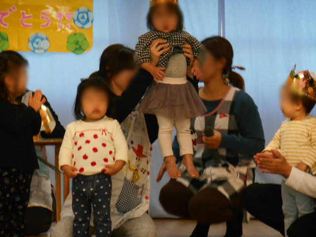 お誕生日会_e0148419_9151064.jpg