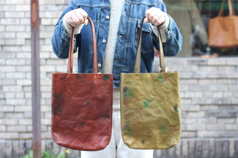 「VASVO」 手軽に使える重厚な \"PAINT LEATHER MARKET TOTEBAG\" ご紹介_f0191324_08333209.jpg