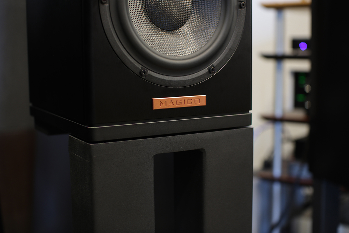 MAGICO A1 試聴しました_e0404728_19423272.jpg