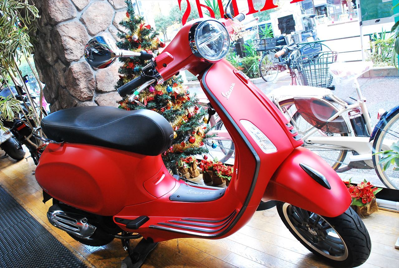 【ピアッジオ】Vespa Primavera シート　赤　レッド　125 150 ピアッジオ】Vespa Primavera シート 赤 レッド 125 150 PIAGGIO VESPA