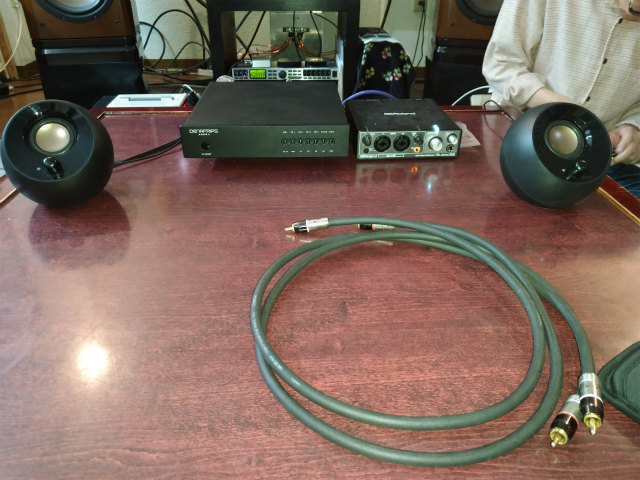 Hogeさん宅にてDACの聴き比べ_c0141933_23255453.jpg