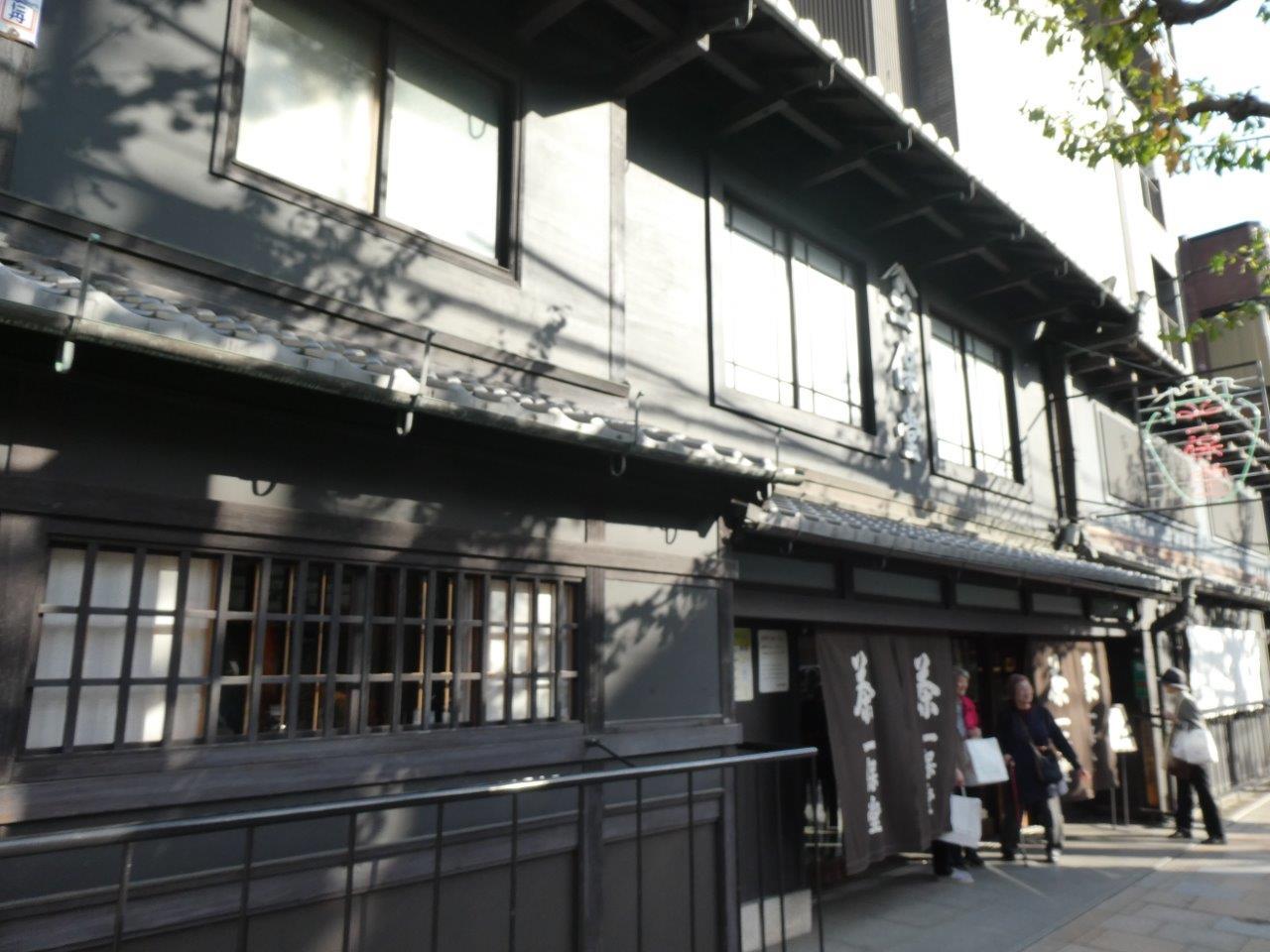 寺町コロンボ （colombo）　味は変わらない、他は大きく変わった_d0106134_21240116.jpg