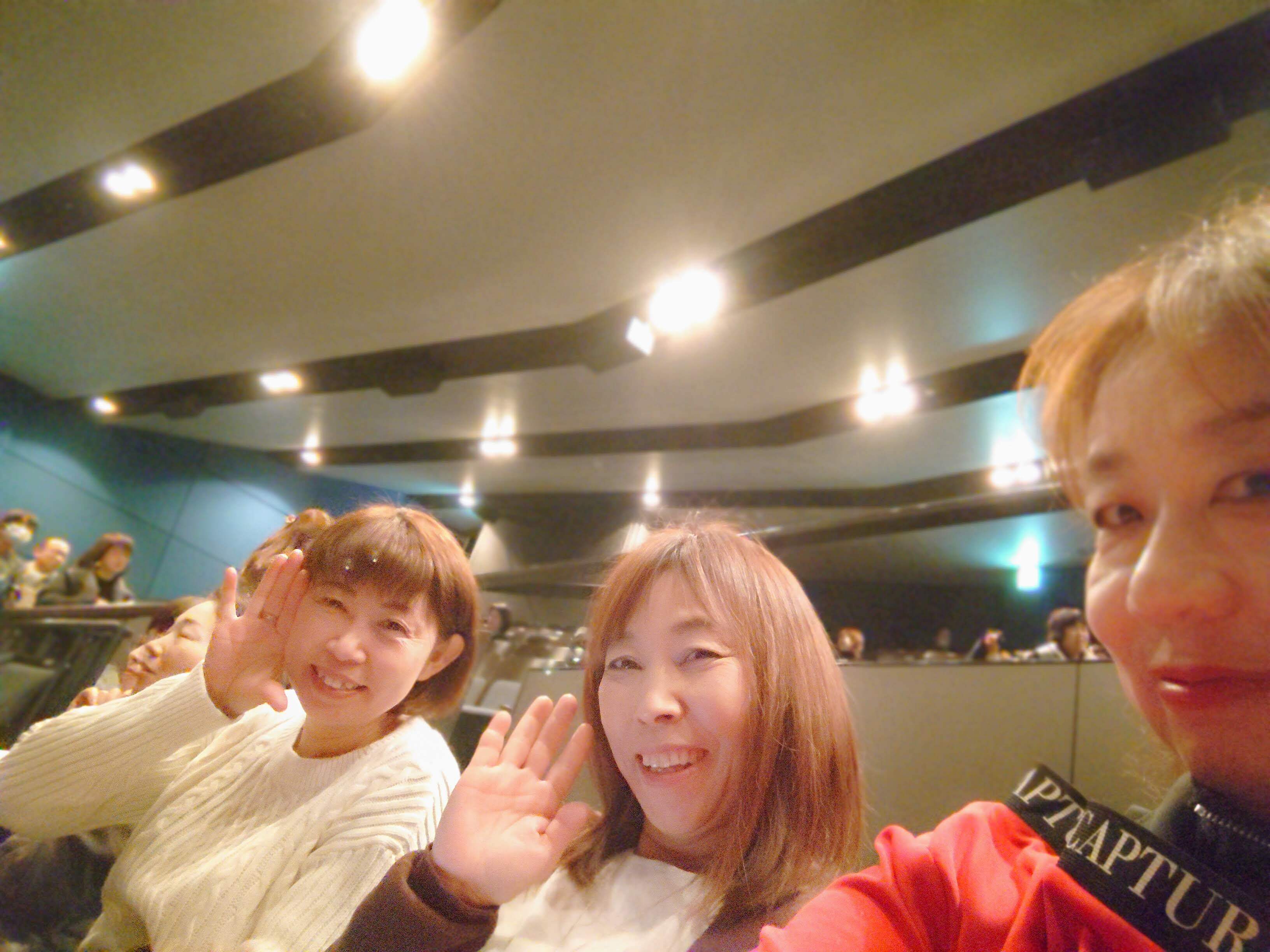 THINK THAT YOU ARE THE BEST WHEN YOU ARE UP ON THE STAGE_a0014141_15152699.jpg