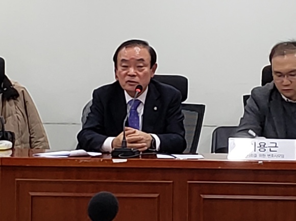 12/6 弁護士・支援団体ら文喜相案に対する討論会 韓国国会会議室_b0156367_13025964.jpg