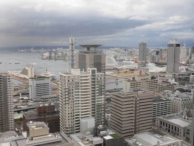 ユニバーサル就労推進特別委員会で視察に出かけた神戸市_f0141310_07573945.jpg