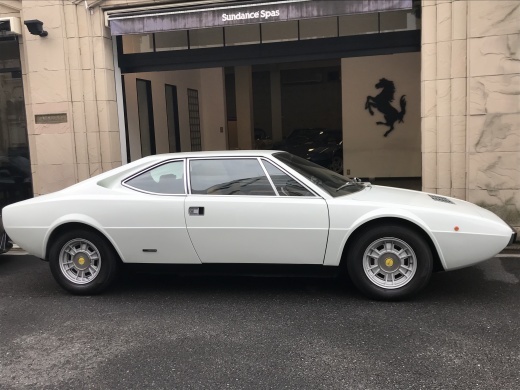 GT とスポーツカーのどちらを選ぶか_a0129711_13215653.jpg