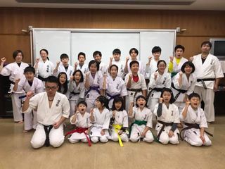 木曜空手　手稲教室　前田教室　稽古納めの1000本突き！_c0118332_21025723.jpg