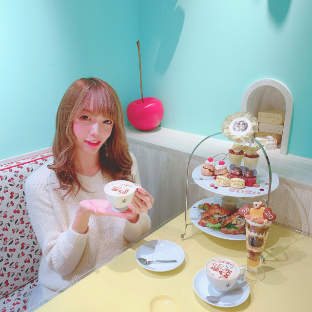 2週間限定？！Q-potカフェの新作“CHEESE”Afternoon Tea♡_e0412645_13305659.jpg