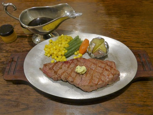 沖縄・那覇「O\'s House」へ行く。_f0232060_1971342.jpg