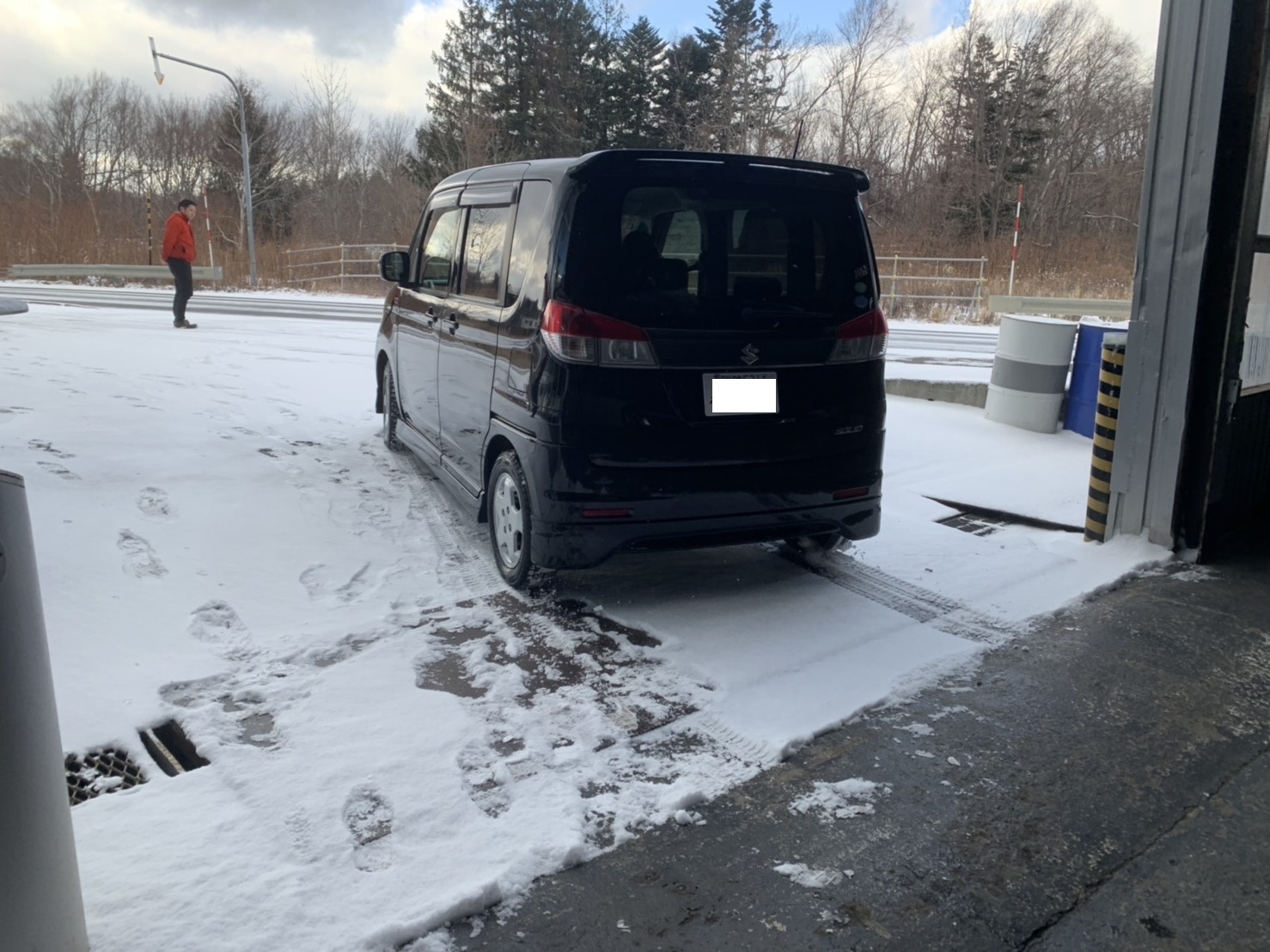 12月20日(金)トミーベースブログ☆G様ソリオ納車✨✨レクサス♬スバル♬フーガ♬限定車🎶希少車🎶カスタム専門♪自社ローン🎶ローンサポート_b0127002_16252905.jpg
