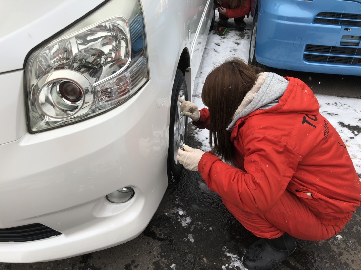12月20日(金)☆TOMMYアウトレット☆あゆブログヾ(•̑д•̑ ๑ ) ノアS様納車☆H様デリカD:5陸送引取★ ローンサポート☆自社ローン_b0127002_16572300.jpg