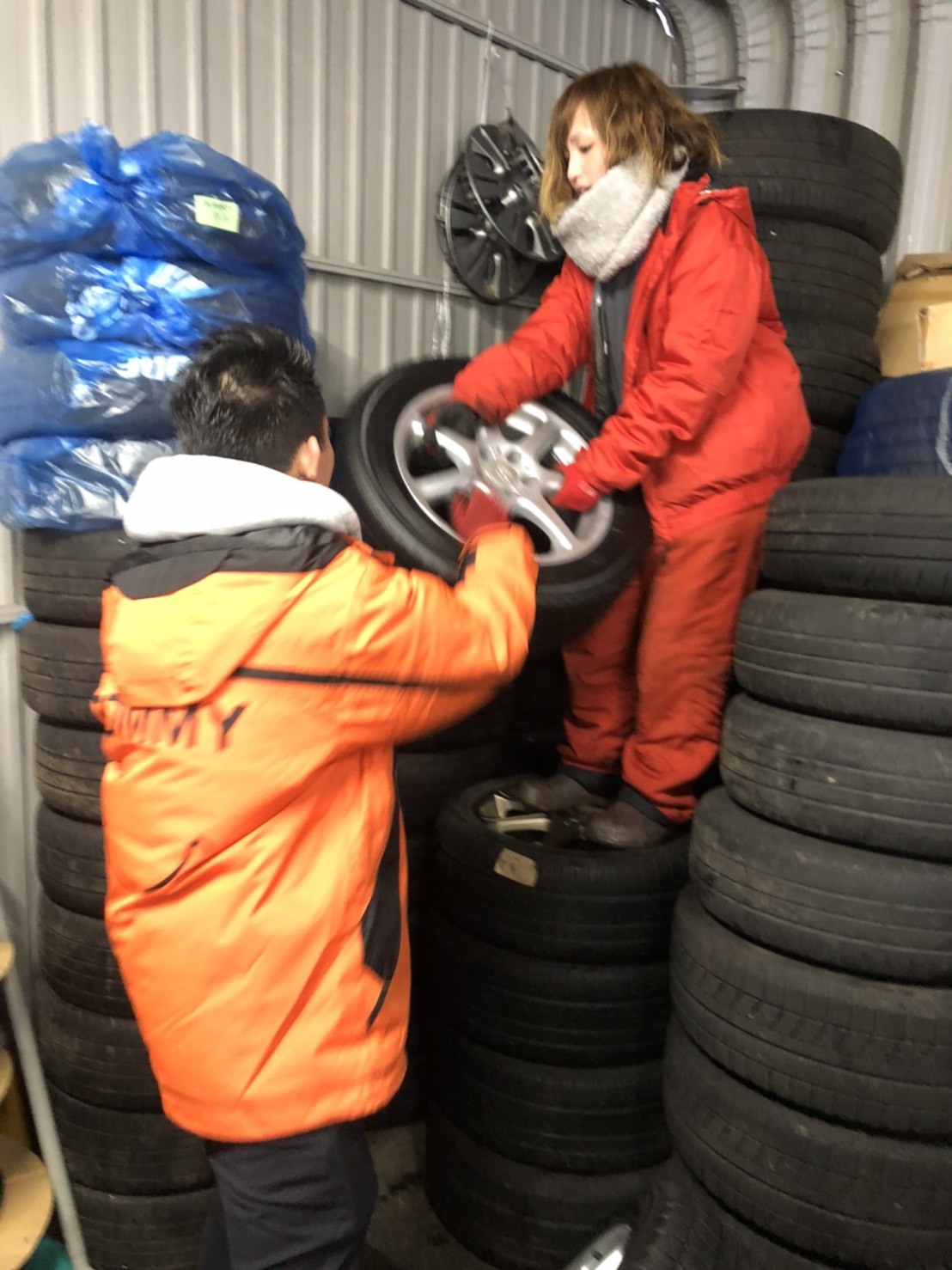12月20日(金)☆TOMMYアウトレット☆あゆブログヾ(•̑д•̑ ๑ ) ノアS様納車☆H様デリカD:5陸送引取★ ローンサポート☆自社ローン_b0127002_17042777.jpg