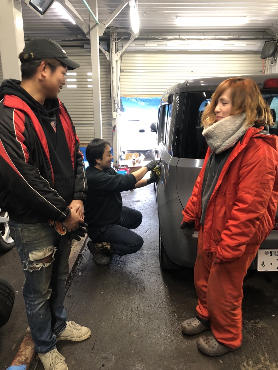12月20日(金)☆TOMMYアウトレット☆あゆブログヾ(•̑д•̑ ๑ ) ノアS様納車☆H様デリカD:5陸送引取★ ローンサポート☆自社ローン_b0127002_17073206.jpg