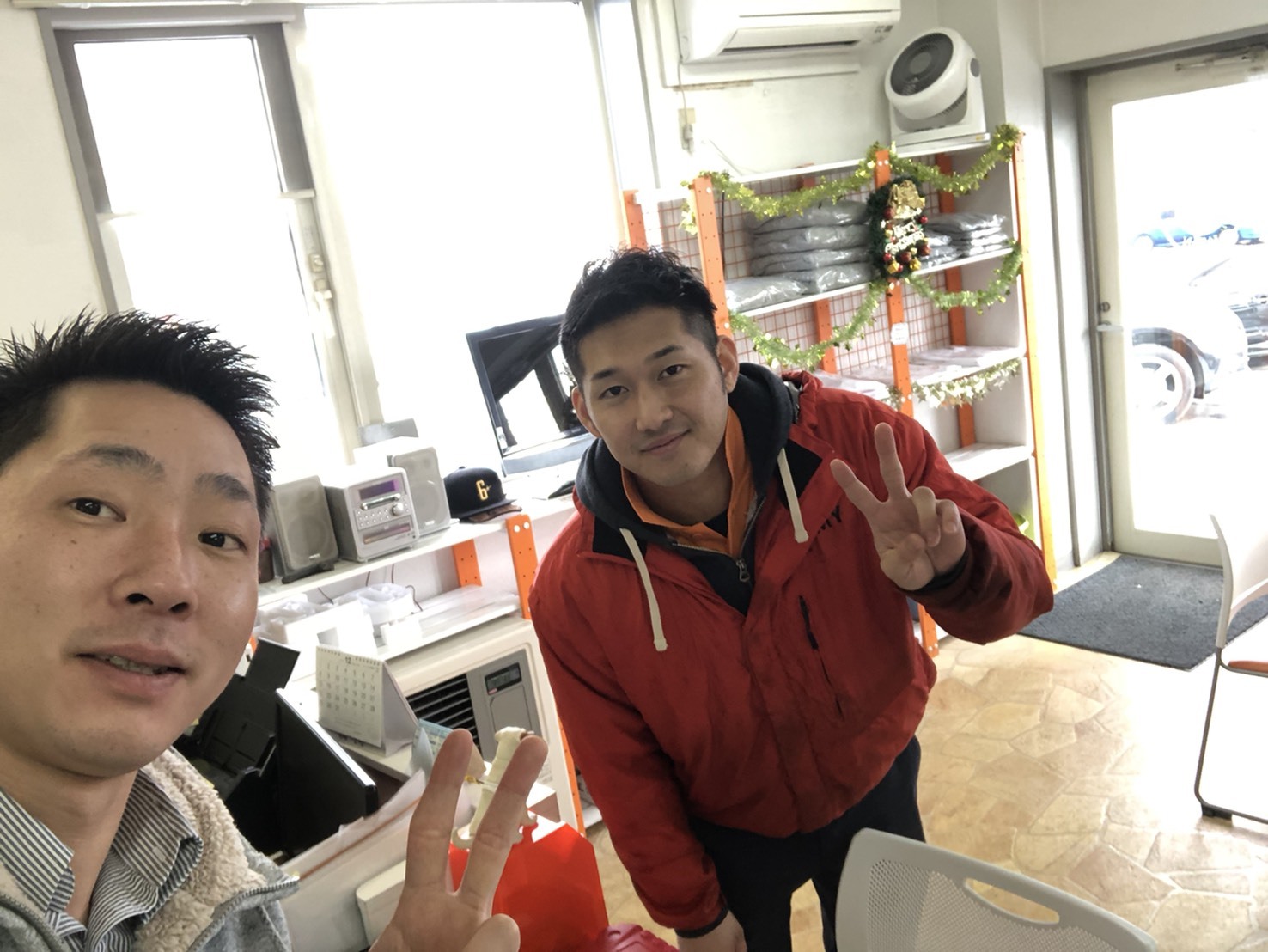 12月20日(金)☆TOMMYアウトレット☆あゆブログヾ(•̑д•̑ ๑ ) ノアS様納車☆H様デリカD:5陸送引取★ ローンサポート☆自社ローン_b0127002_18213676.jpg