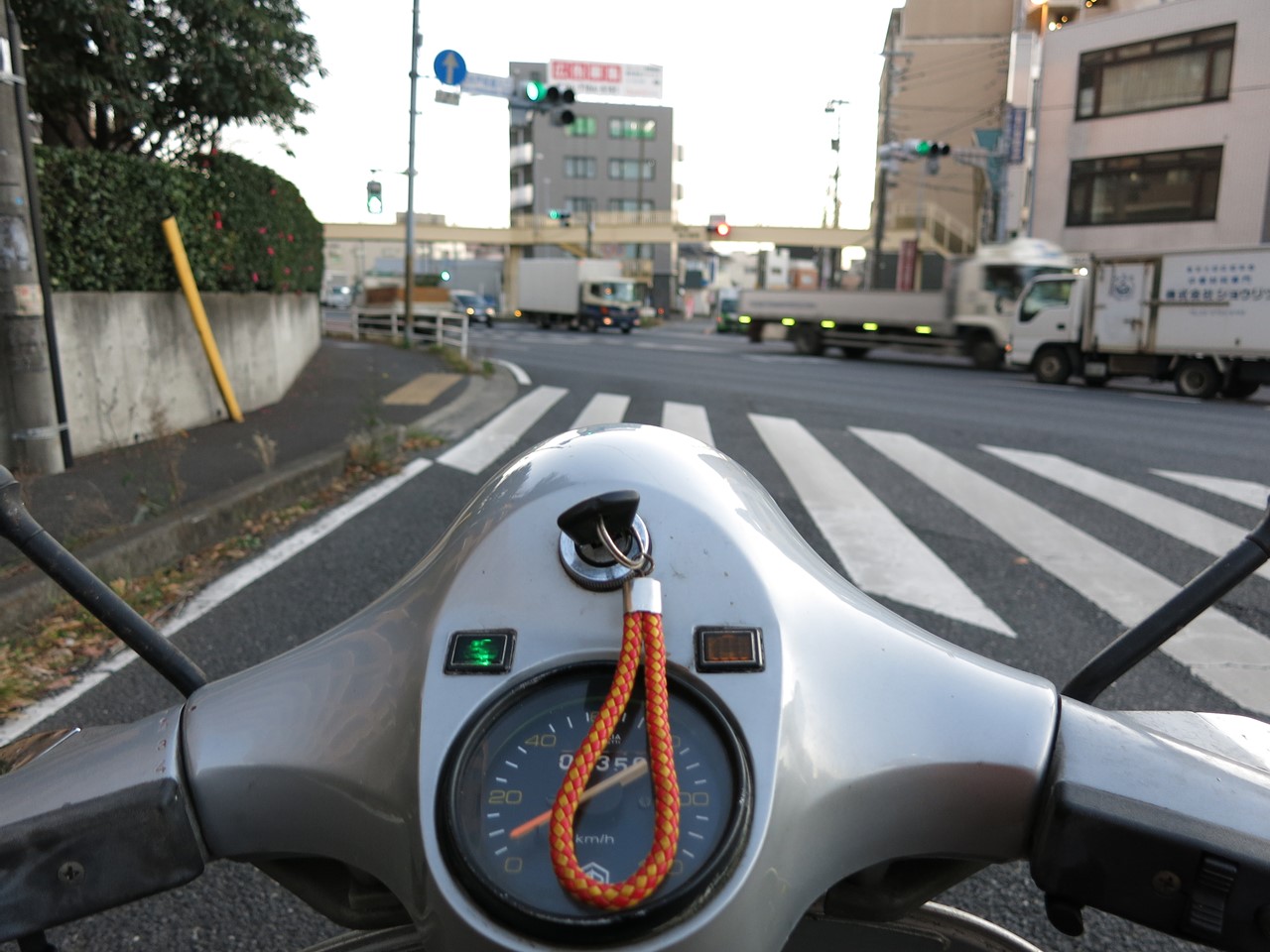 ベスパ/気動車/電車/バス/車~追想~_f0225627_2003145.jpg
