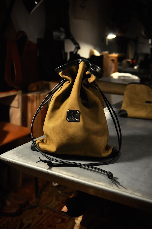 nubuck pouch K x B_b0172633_21415007.jpg