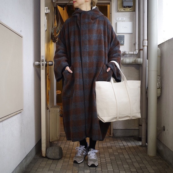 ポンチョのアウター_d0364239_19333819.jpg