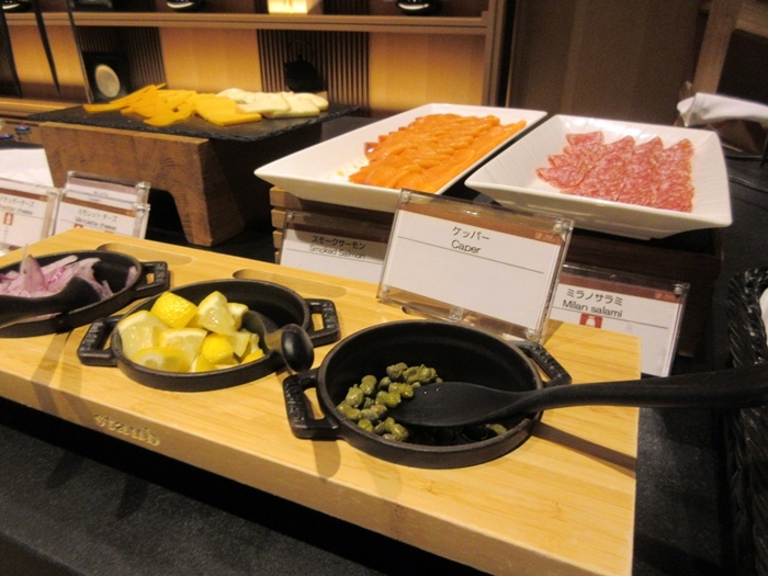 【ラウンジホッピング】朝ご飯の1回目【ザ・プリンス・さくらタワー東京】_b0009849_20231365.jpg