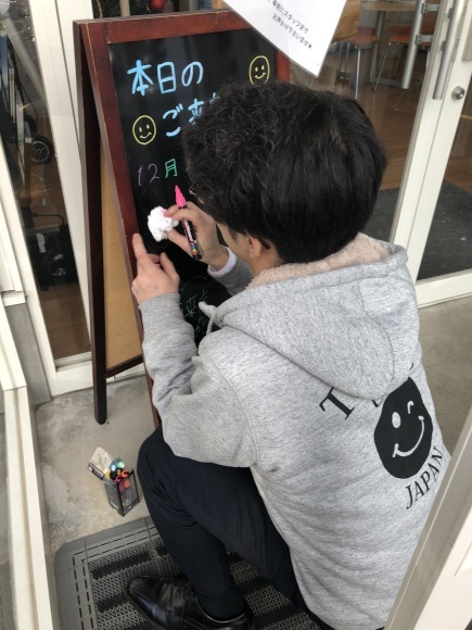 12月21日(土)本店ブログ♪ T様 ハイエース&M様 ハマー納車☆ エスカレード ランクル ハマー TOMMY☆_b0127002_14493410.jpg