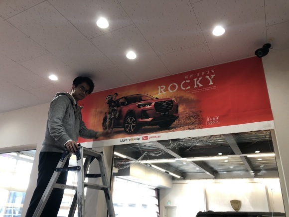 12月21日(土)本店ブログ♪ T様 ハイエース&M様 ハマー納車☆ エスカレード ランクル ハマー TOMMY☆_b0127002_15215979.jpg