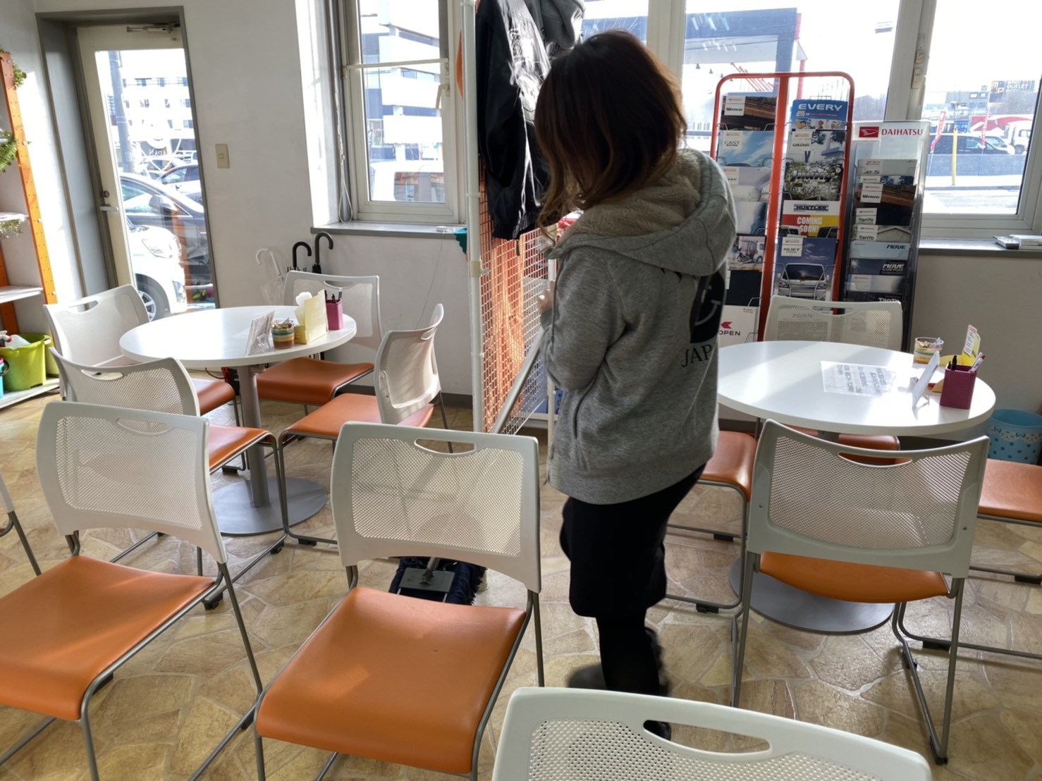 12月21日(土)☆TOMMYアウトレット☆あゆブログ♪₍๐•ᴗ•๐₎ タントH様納車☆キューブY様陸送引取★ムーヴコンテH様☆レガシィS様納車★_b0127002_16262381.jpg