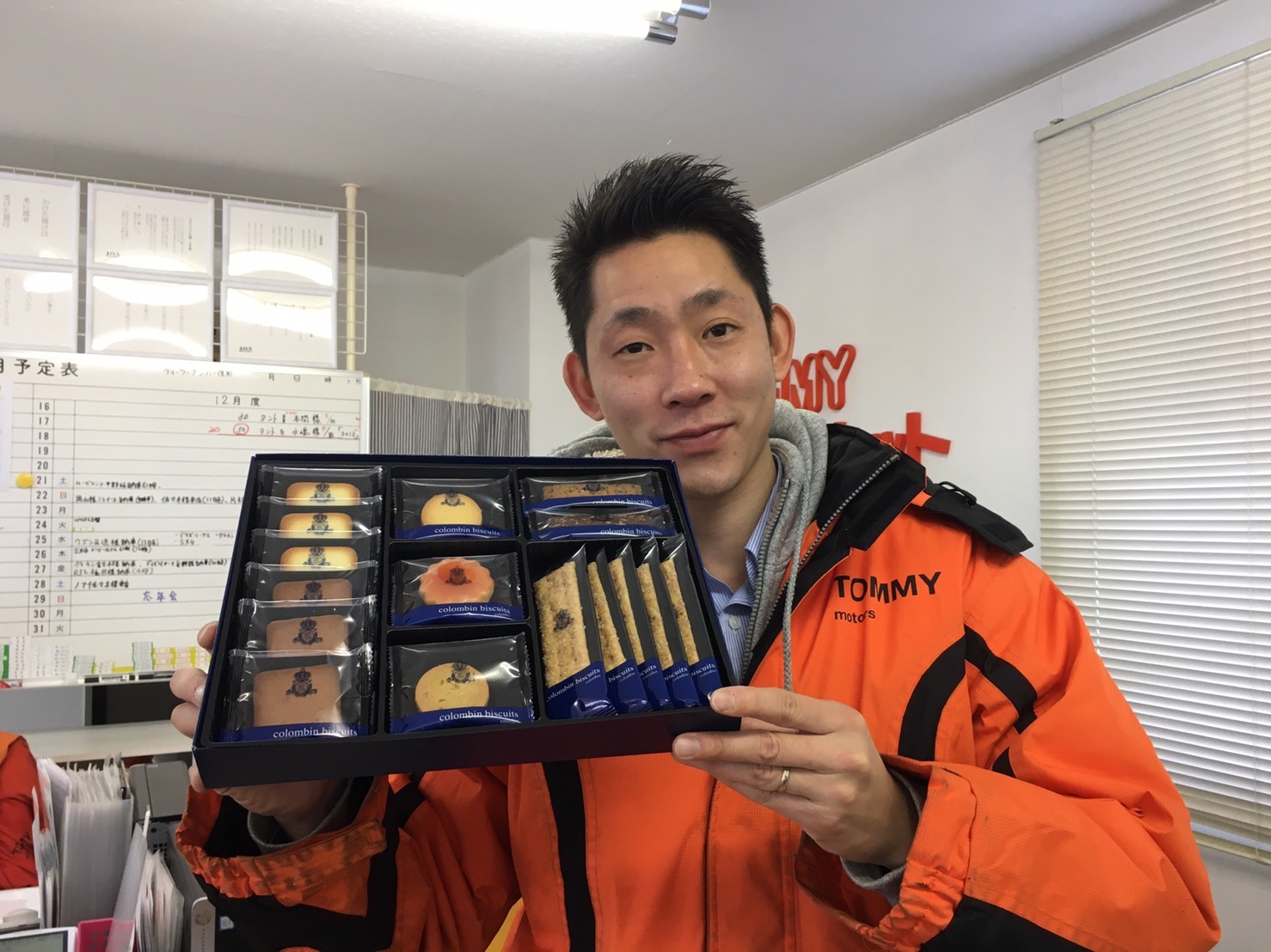 12月21日(土)☆TOMMYアウトレット☆あゆブログ♪₍๐•ᴗ•๐₎ タントH様納車☆キューブY様陸送引取★ムーヴコンテH様☆レガシィS様納車★_b0127002_17174215.jpg