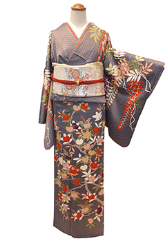 特別な日は着物で☆華やかなお席で一段と輝く着物姿_b0098077_18232117.jpg